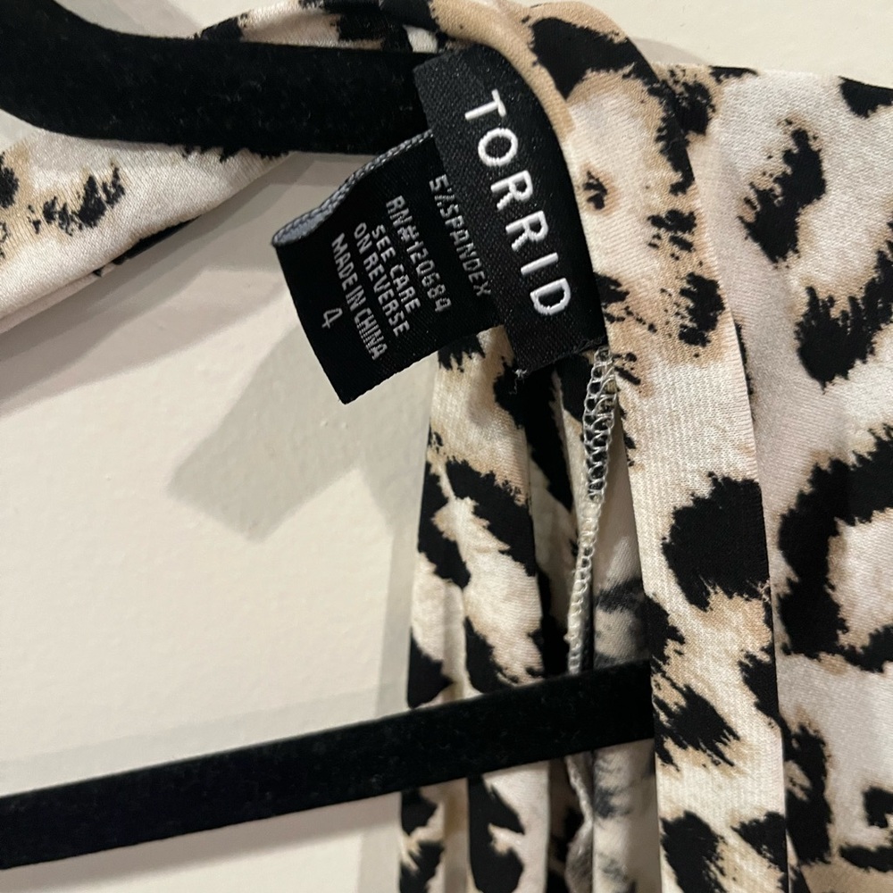 Torrid Black and Cream Patterned dress